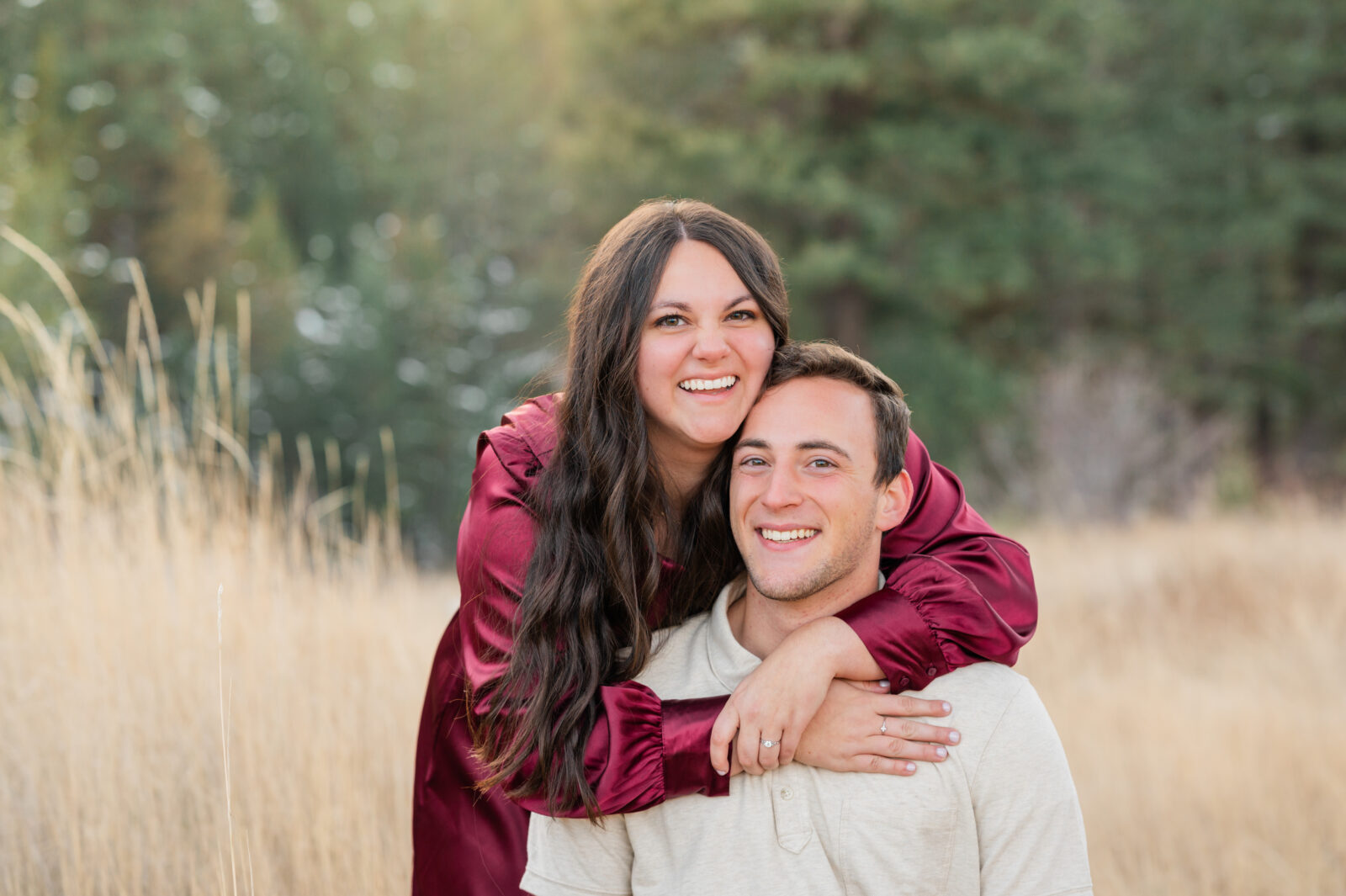 Engagement photographer in Idaho Falls